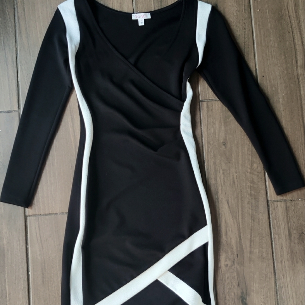 Fashion Nova body cone dress size small